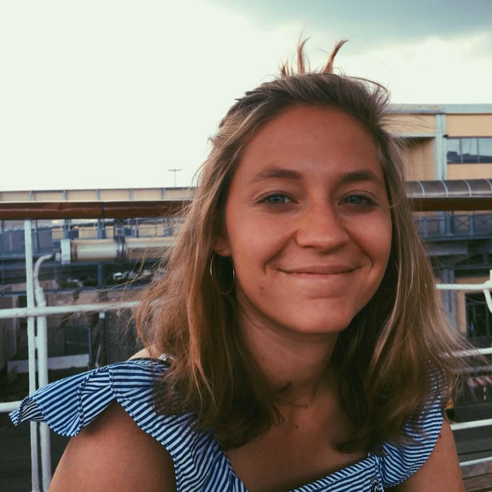 Meet your Posher, Lilly